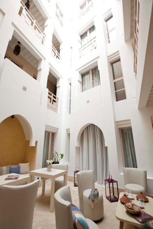 Riad Dar Maya Эс-Сувейра Экстерьер фото